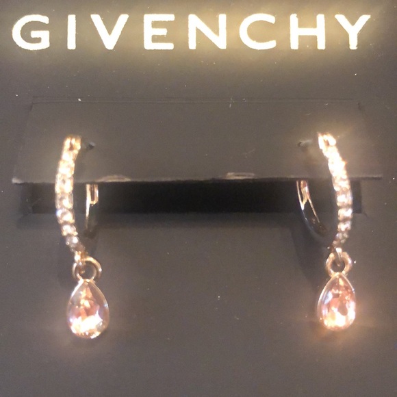 🆕Givenchy - Picture 3 of 3